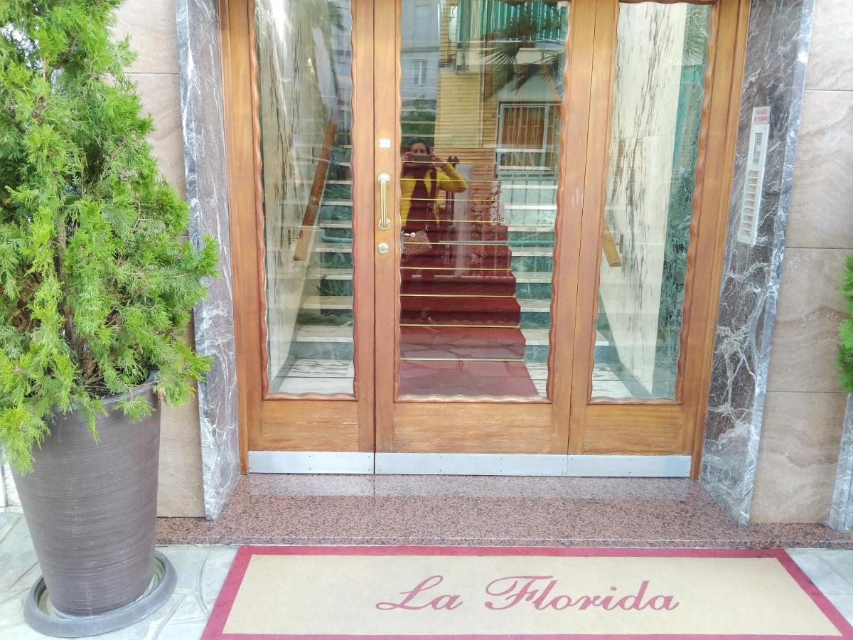 Apartament La Piccola Florida San Remo Zewnętrze zdjęcie